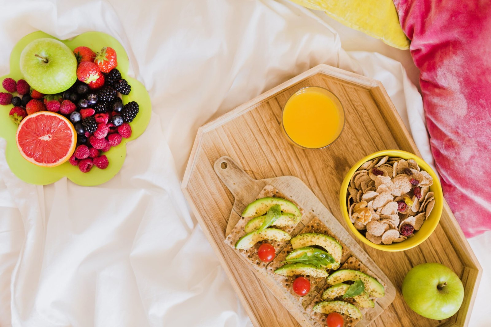 Top 10 Portable Digestive-Boosting Snacks for Work and Travel
